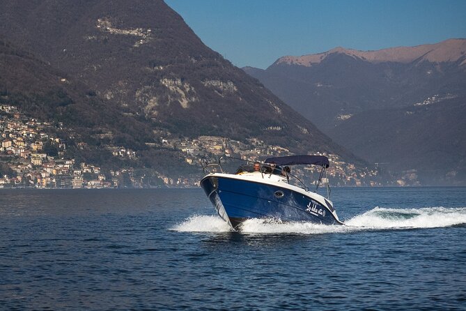 Glamour tour (3 H) speed boat stop in Bellagio - Moltrasio, Carate Urio, and Laglio: Villas You Can Actually See from the Lake
