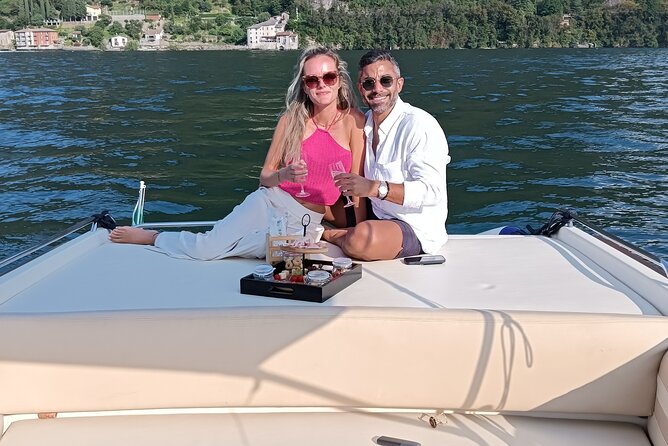 Half Day Boat Tour on Lake Como with Aperitif - Meeting point and the real timing of your half day