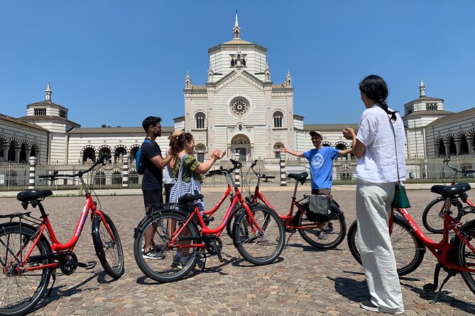 Highlights of Milan Bike Tour - Arco della Pace and Parco Sempione: a breathing space between monuments