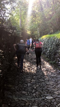 HIKING TOUR: VARENNA, Castle of VEZIO Villa MONASTERO, FIUMELATTE - Sorgente Fiumelatte: Italy’s shortest river, in a 15-minute hit