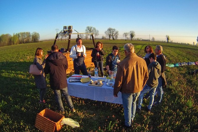 Hot air balloon flight Milan weekend - Meeting point in Sant’Angelo Lodigiano and why it matters