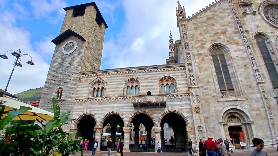 How: Tour of the historic center - Ignacio Rios and the value of a Spanish guide