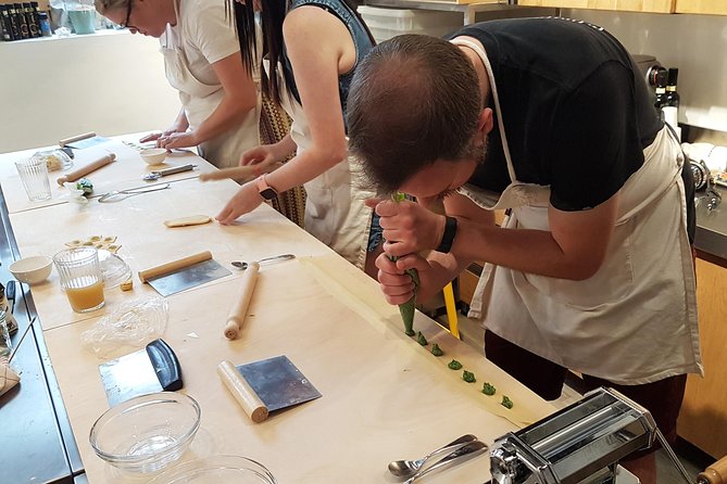 Italian Cocktail + Art of Making Pasta Cooking Class In Unique Milan Location - What you eat: a menu built for variety and momentum