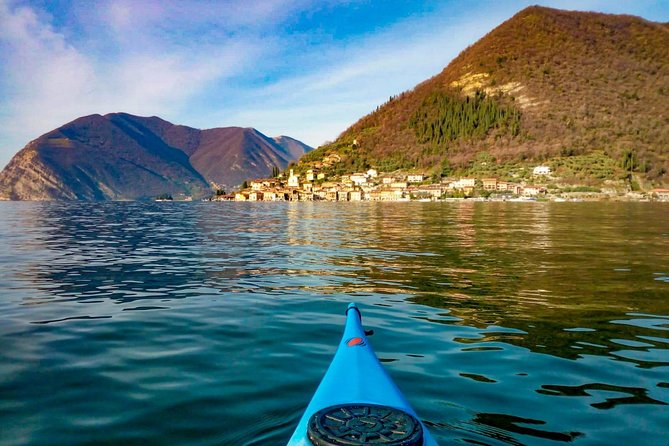 Kayak Trip to Monte Isola, on Iseo lake - The route begins with San Paolo Island: a quick wow factor