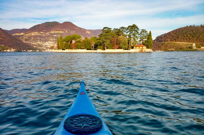 Kayak Trip to Monte Isola, on Iseo lake - Reaching Peschiera Maraglio from the water: the best angle for a town