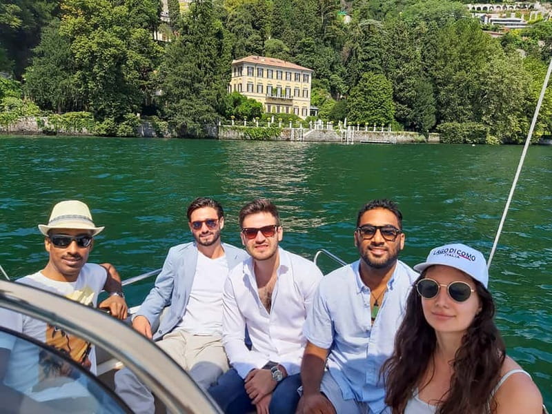 Lake Como: 2h Shared Boat Tour with Wine Tasting - Getting the best seat for comfort (and staying sane in wind)