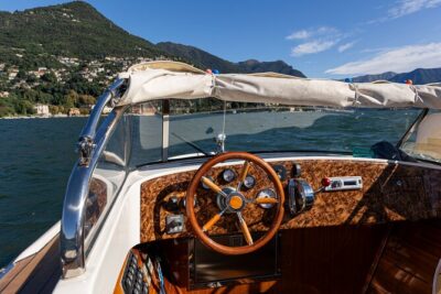 Lake Como Boat Tour: Scenic Cruise & Villas Highlights - Private-boat setup: what up to 11 travelers changes