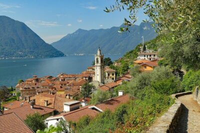 Lake Como Day Trip from Milan with a Local Guide: Private & Personalized - Summer ferries between Varenna, Menaggio, and Bellagio