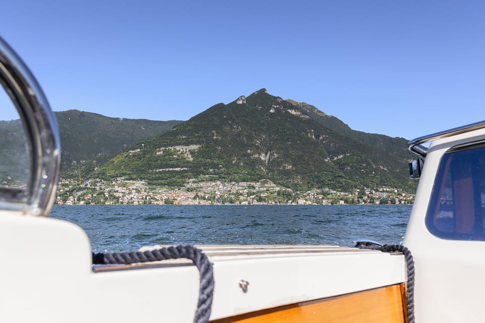 Lake Como: Exclusive Boat Tour - Comfort, timing, and photo strategy on the water