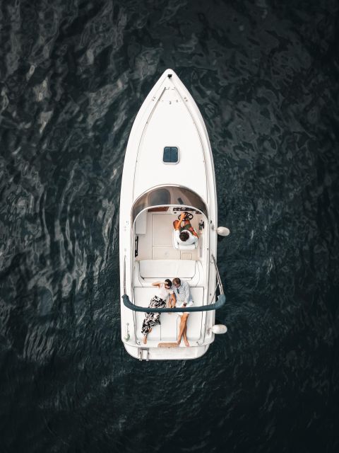 Lake Como: Scenic Private Boat Tour through the Best Villas - What the captain’s stories add (and why Stefano is a standout)