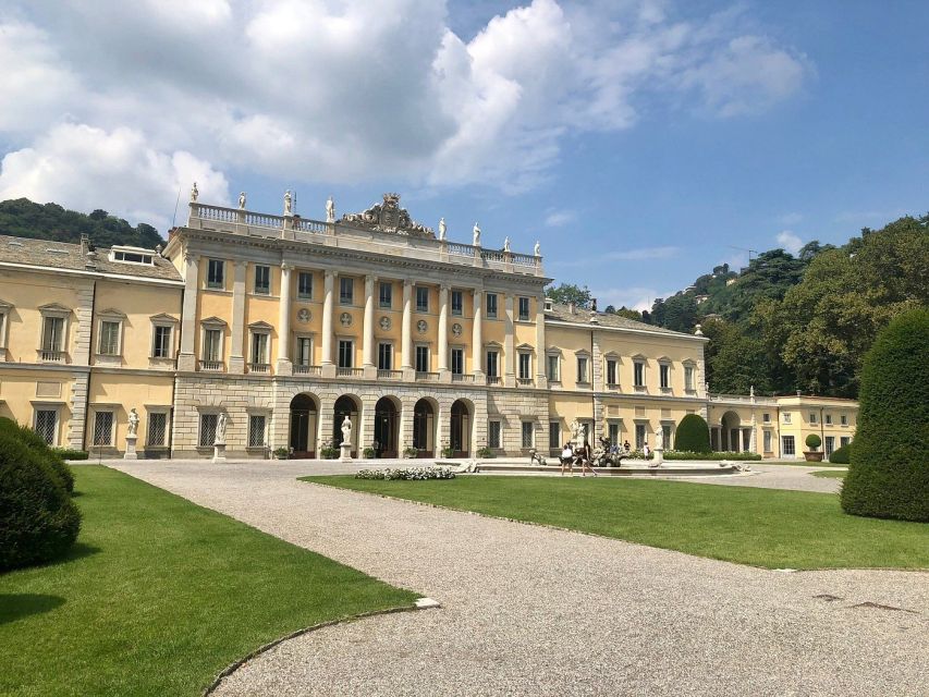 Lake Como: Self-Guided Walking Tour - Downtown Como - The app experience: audio in 19 languages (and how to handle it)
