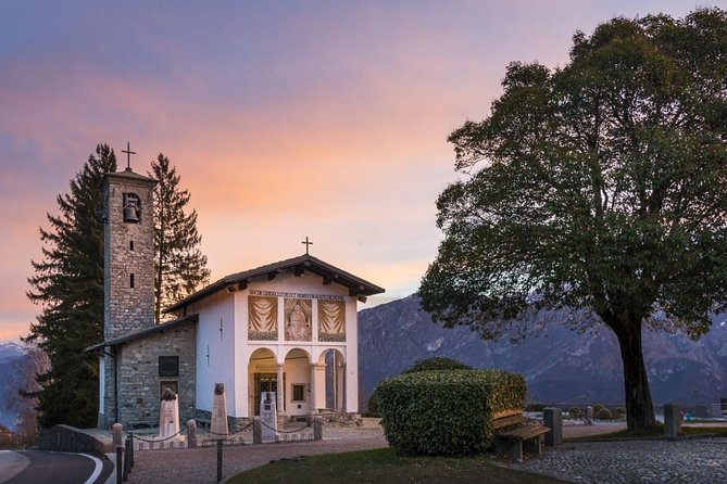 Lake Como trekking private guided tour, from Milan - A Private Hike Above Lake Como From Milan