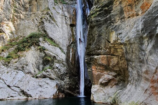 Level 1 Canyoning: Vione torrent with canyoning guide - Meeting point and timing: what to know before you go