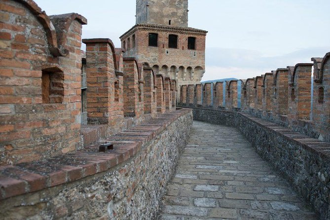 Medieval villages & Cremona Stradivari's town, tour from Milan - Two Medieval Castle Villages: Castell’Arquato and Vigoleno’s Quiet Charm