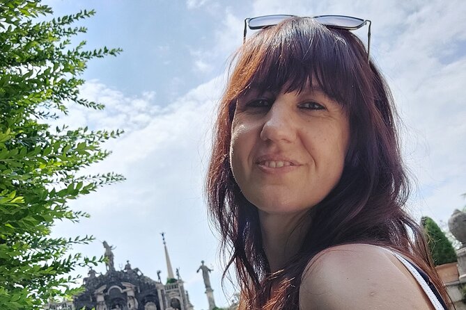 Micaela Local Tour Guide for Groups for the Borromean Islands - Footwear, pace, and who this tour suits best