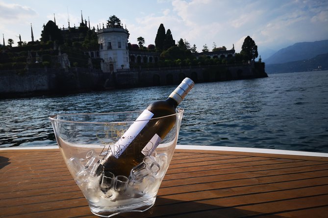 Micaela's exclusive private sunset cruise on lake Maggiore - Key things you’ll notice on this cruise