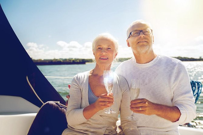 Micaela's exclusive private sunset cruise on lake Maggiore - Santa Caterina del Sasso: the highlight that only happens if the weather cooperates