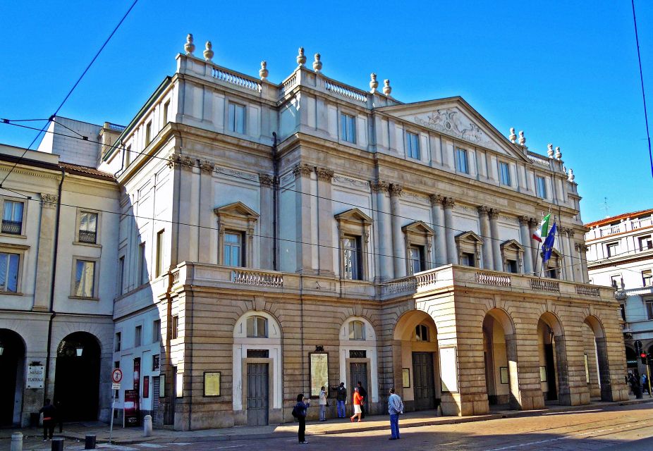 Milan 3–Hour Cultural Bike Tour - Bike Setup, Comfort, and What to Watch For