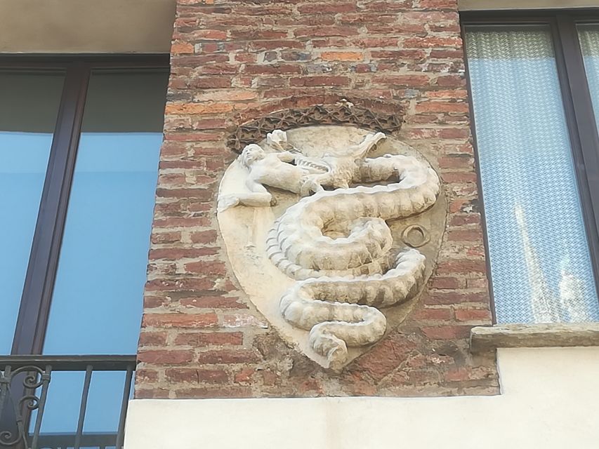 Milan: 4-Hour Art and History Private Walking Tour - Galleria Vittorio Emanuele II: Milan’s arcade, explained like a local