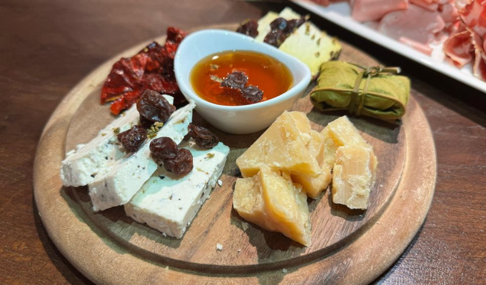 Milan: Aperitivo with Food Selection & a Glass of Wine - Choosing your glass of wine: how the tasting starts
