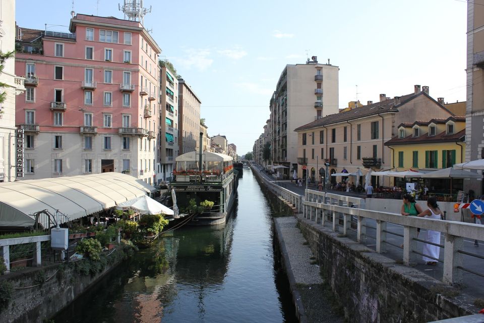 Milan: Best of the Highlights Walking Tour - Piazzale Luigi Cadorna: start with a symbol of Milan