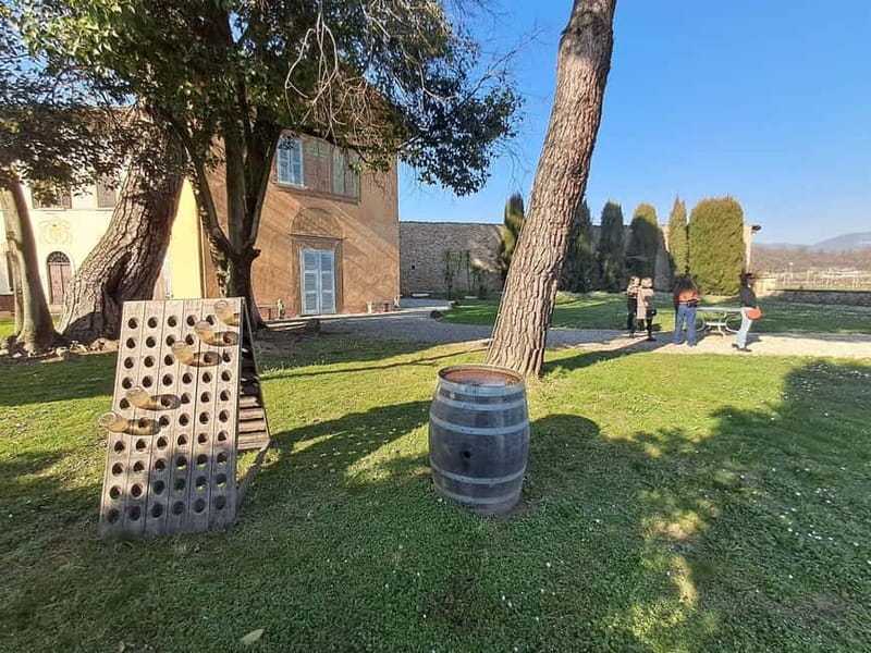 Milan: Brescia & Franciacorta with Wine Tasting Small Group - Brescia guided tour: Loggia, Victoria Square, Duomo, and Foro Romano