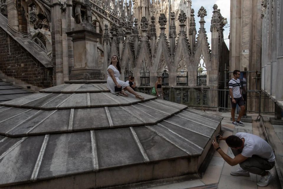 Milan: Cathedral and Terraces Guided Tour with Tickets - Dress code and sacred-site rules: what can trip you up