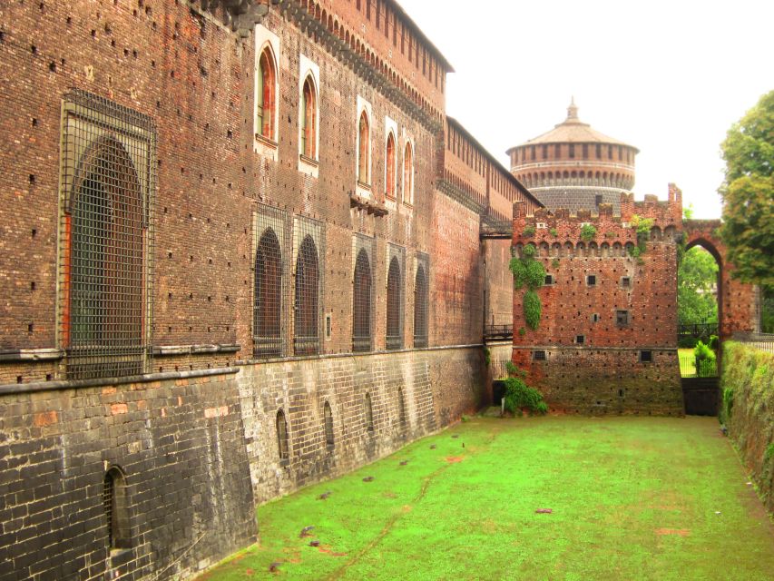 Milan Cathedral, Sforza Castle and Michelangelo’s Pietà Tour - Duomo Terraces for Skyline Photos You’ll Actually Use