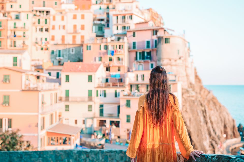 Milan: Cinque Terre Full-Day Guided Trip With Cruise - Train to Sestri Levante and the Coach Back: Switching Gears at the Right Time