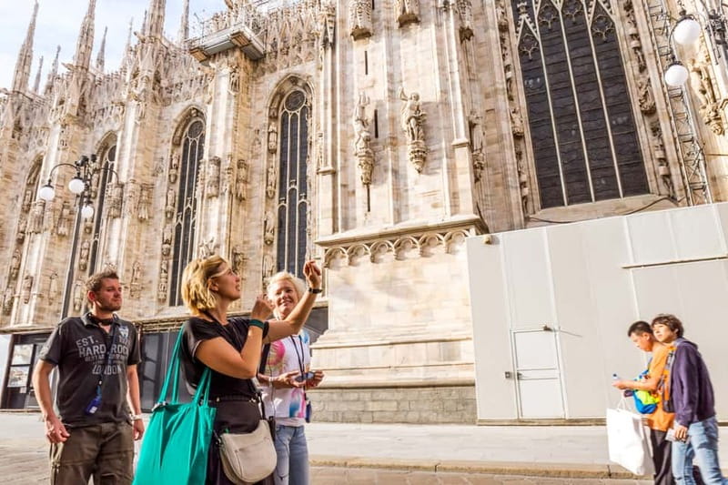 Milan Duomo Rooftops Tour + Optional Hop-on-Hop-off ticket - Comfort and Common-Sense Tips That Make or Break It
