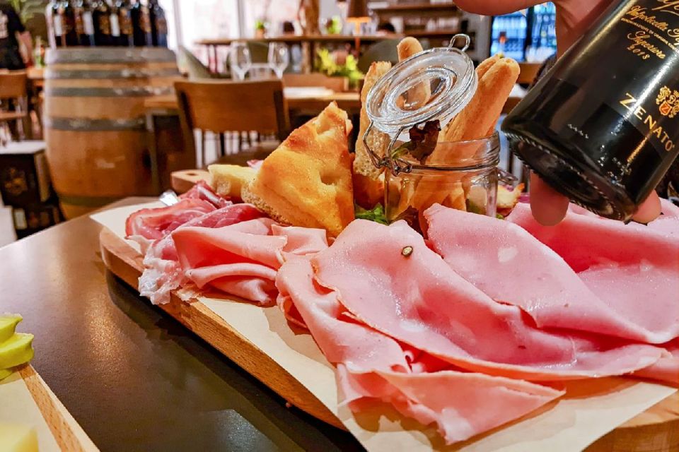 Milan: Duomo with Rooftop Private Tour, Food, & Wine Tasting - Duomo inside plus the underground archaeology and museum