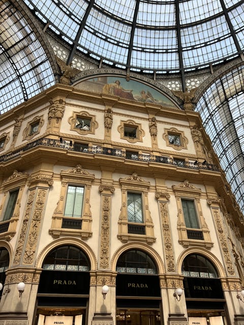 Milan: Exclusive Private Fashion Tour - Artisans at work: the behind-the-scenes moment that makes it real