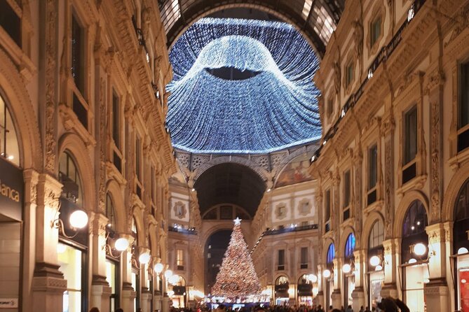 Milan exclusive private tour and wine tasting - Brera Courtyard and Pinacoteca di Brera: How Art Geography Drives the Night