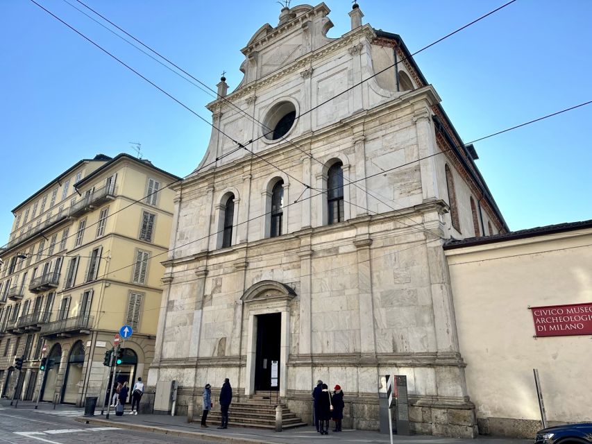 Milan: Gourmet Street Food Tour with Sightseeing and Tasting - The Tastings: Gelato, Ham, and Cheese (Plus Dessert at the End)