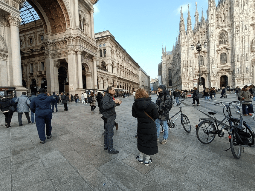 Milan: Guided Bike Tour - Starting at the Cargo bike store: smooth, small-group energy