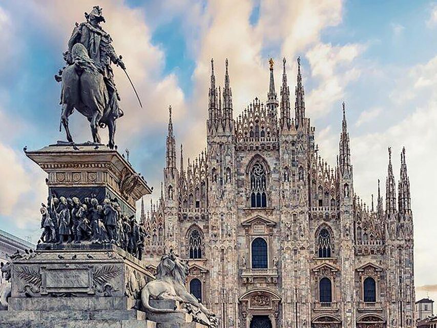 Milan: Guided Cathedral Tour with Rooftop Terraces Access - First Stop at Piazza del Duomo: The Mondadori Meeting Point