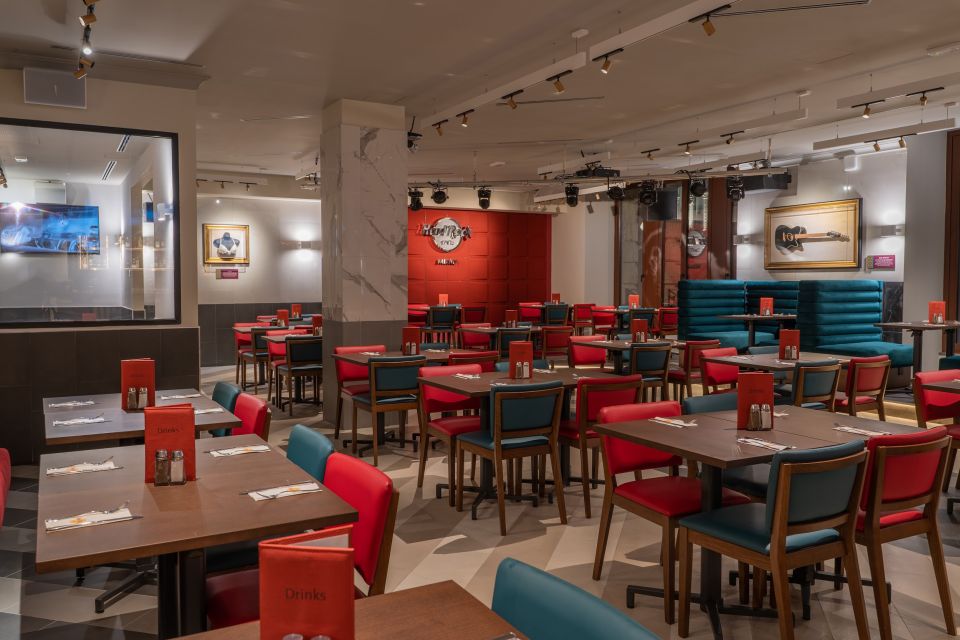 Milan: Hard Rock Cafe with Set Menu for Lunch or Dinner - Key highlights worth planning for