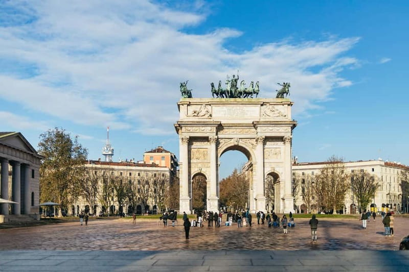 Milan: Hidden Gems Guided Bike Tour - Getting There: Via Guglielmo Pepe and the Garibaldi Shortcut