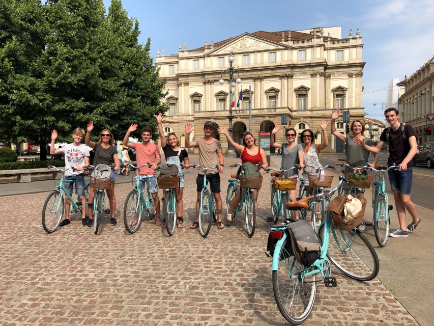Milan: Highlights and Hidden Gems Guided Bike Tour - Castello Sforzesco and Parco Sempione: the calm break you’ll want