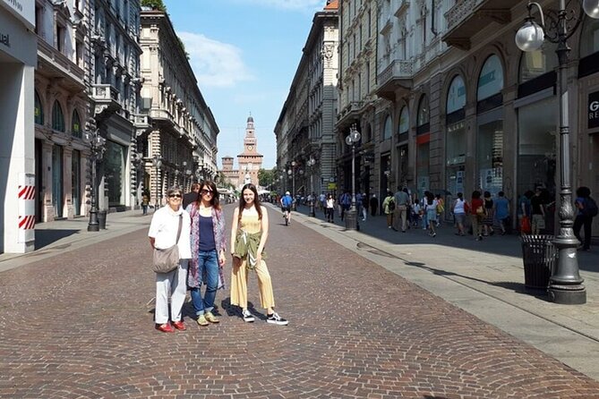 Milan Highlights And Hidden Gems Private Walking Tour - Castello Sforzesco courtyards: End with a big landmark, still walkable