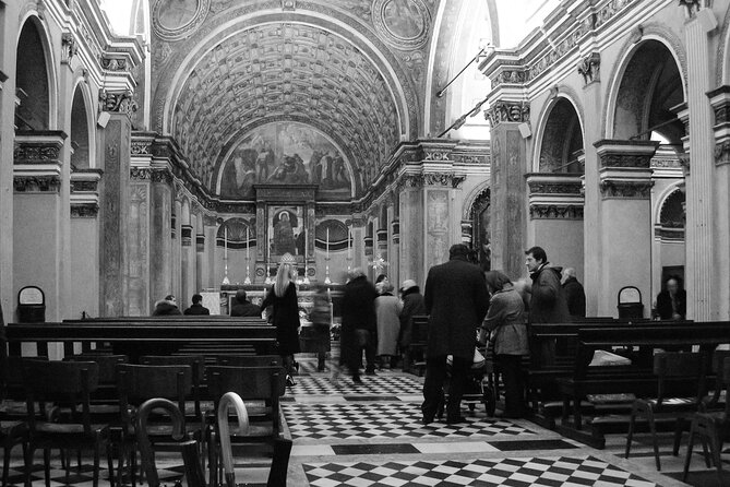 Milan: Highlights and Secret Treasures walking tour - Santa Maria presso San Satiro: A Church With a Trick (And a Refund on Your Curiosity)