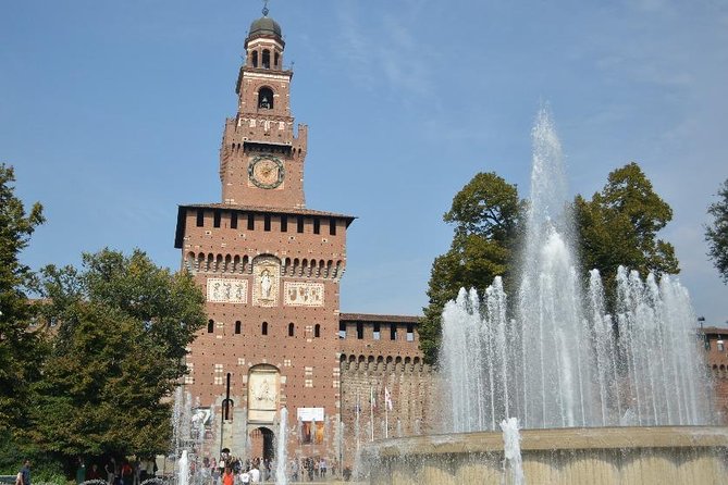Milan : ITALIAN FOOD TOUR - 3h - Stop 3: Corso Garibaldi and Emilia-region wine plus an appetizer