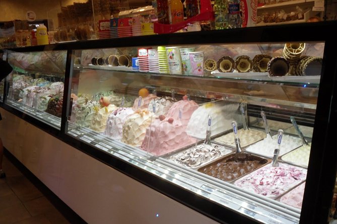 Milan : ITALIAN FOOD TOUR - 3h - Vegetarian option and how to plan your tastings