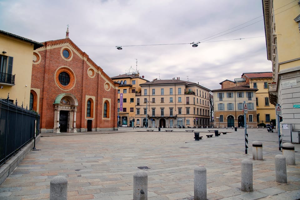 Milan: Last Supper Guided Visit - Headsets and pacing: how the tour keeps things clear in a busy room