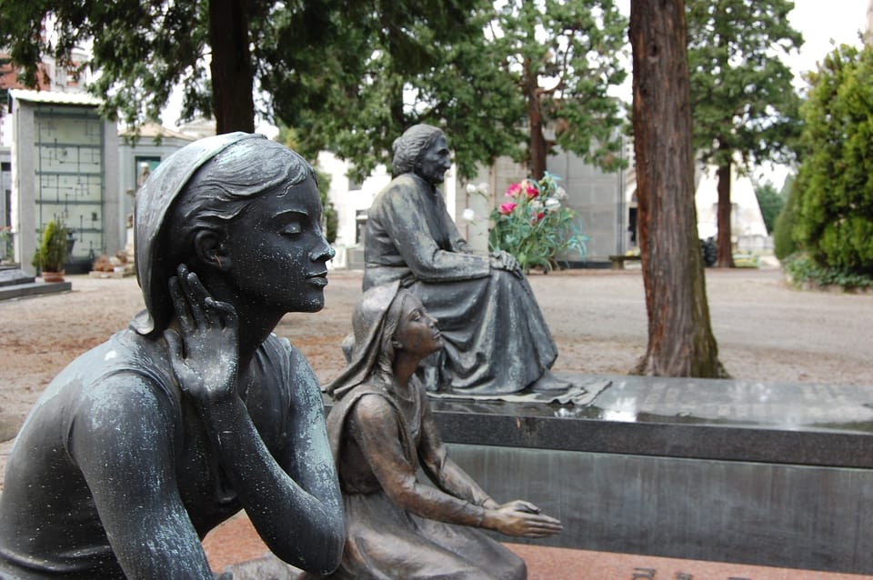 Milan: Monumental Cemetery Group Walking Tour - Why the Monumental Cemetery feels like an open-air art museum