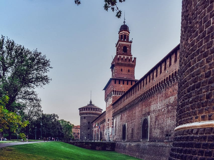 Milan: Night Tour by Bus - Key things to know before you ride