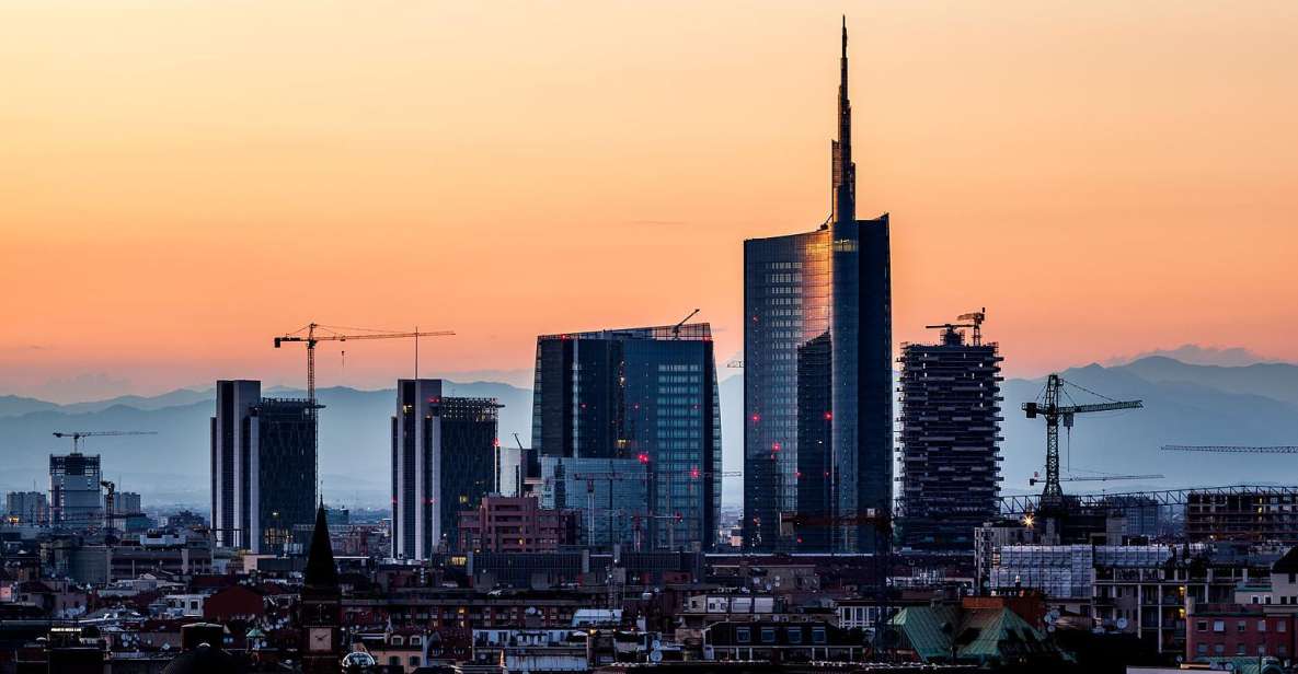 Milan: Piazza Gae Aulenti and Pelli Tower Walking Tour - Key Things I’d Focus On