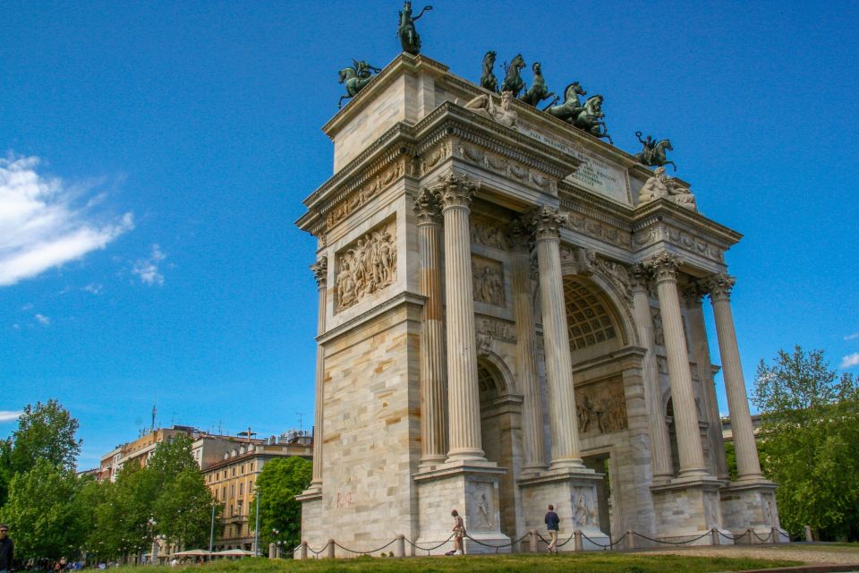 Milan: Private 4-Hour Walking Tour - Brera and Pinacoteca of Brera: Art-Friendly Streets Without the Headache