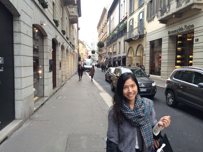 Milan: Private Sightseeing & Shopping Tour with a Local - Navigli canals and aperitivo vibes: the day turns from sights to life