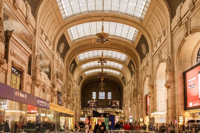 Milan Private Tour: Highlights & Hidden Gems with a Local - Duomo di Milano: architecture stories and possible rooftop views